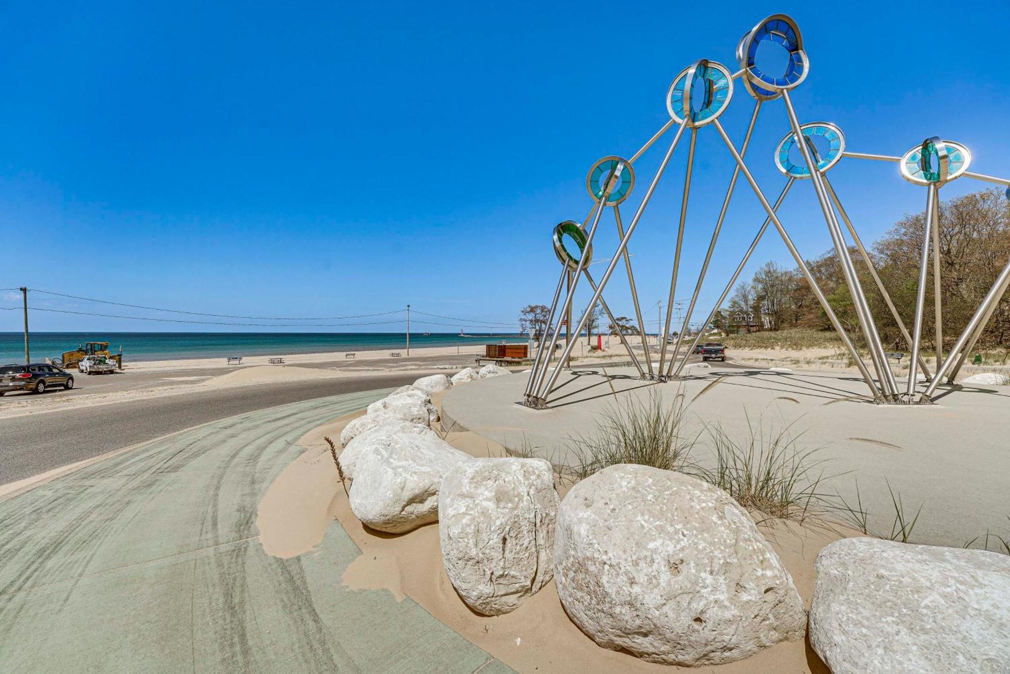 Walk To Beach Lake Michigan Getaway! Muskegon Buitenkant foto